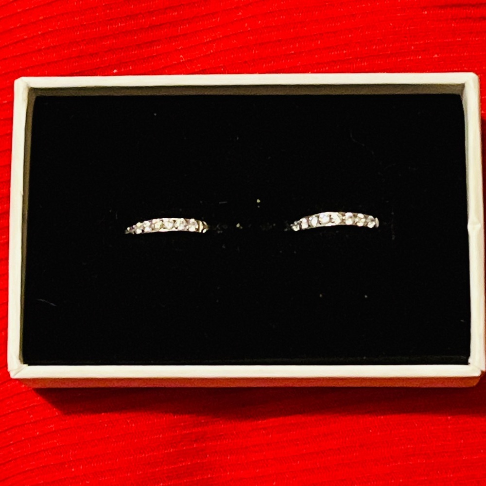 Maison Miru Silver Elegant Silver Tone Earrings - Picture 3 of 17